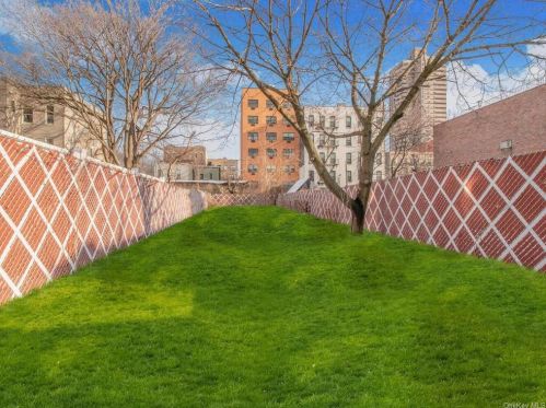 2126 Prospect Ave, Bronx NY 10459-3927 exterior