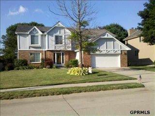 10554 Adams Dr, Omaha, NE 68127-4583