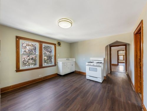 2500 59 Ave, Chicago IL 60804-2123 exterior