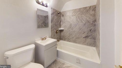 4607 Capitol St, Washington DC 20003-1622 exterior