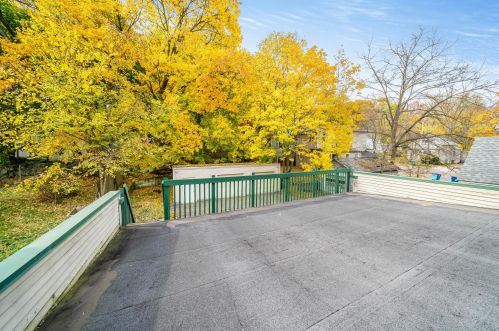 910 Davis St, Kalamazoo MI 49008-1195 exterior