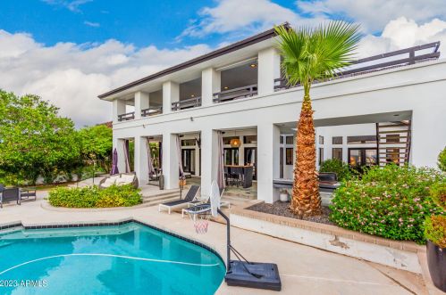 15254 12th St, Phoenix AZ  85022-3805 exterior