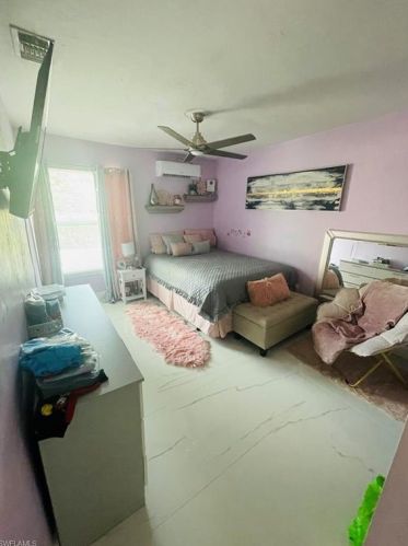 2442 44 St, Naples FL 34116-7917 exterior