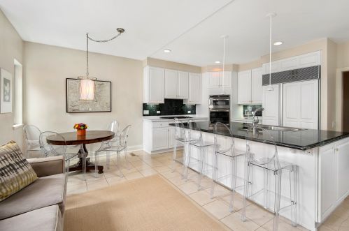 2039 Mohawk St, Chicago IL 60614-4514 exterior