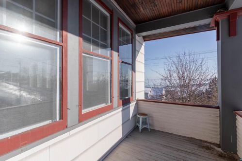 602 5th Ave, Duluth, MN 55806-2446