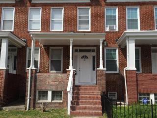 640 Dumbarton Ave, Baltimore MD  21218-1228 exterior