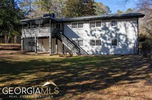 3048 Cherry Blossom Ln, Atlanta GA 30344-3919 exterior