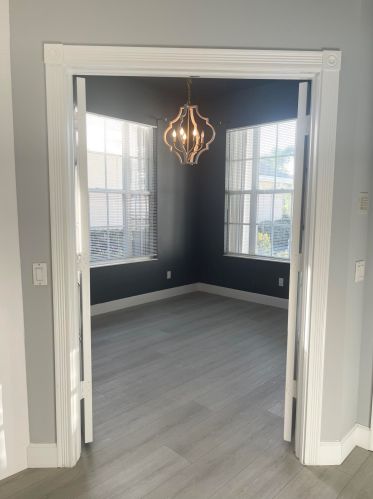 304 Bentley Cir, Fort Pierce FL  34986-2405 exterior