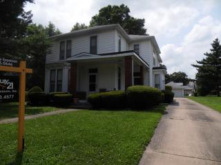 326 Randolph St, Macomb, IL 61455-2236