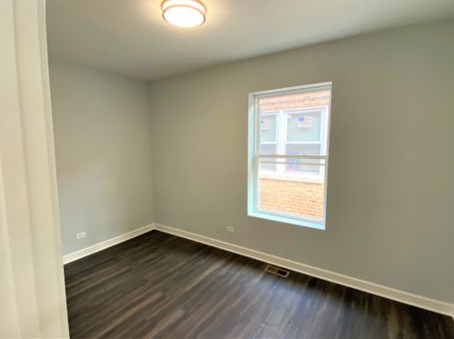 6224 Artesian Ave, Chicago IL  60629-1210 exterior