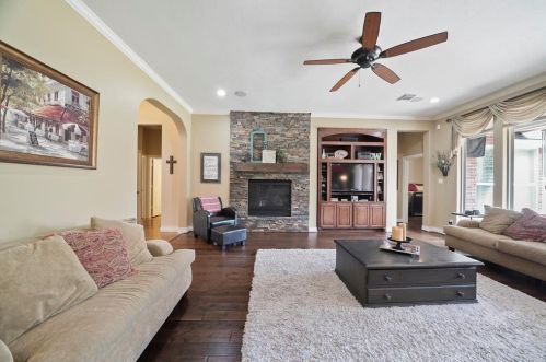 15635 Connie Ln, Montgomery TX 77316-9467 exterior