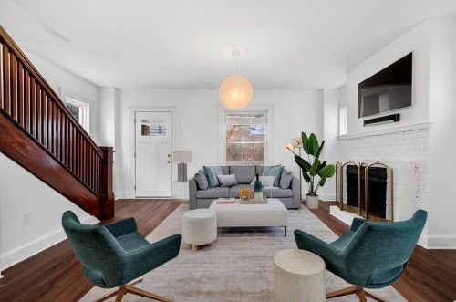 407 Center Ave, Pittsburgh PA  15215-3022 exterior