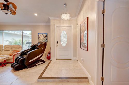 898 Walters Ter, Fort Pierce FL  34983-3987 exterior