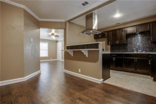 6814 Kennison Dr, Dallas, TX 75227-6036