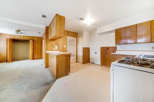 1316 Adelaide Dr, Dallas TX 75216-6911 exterior