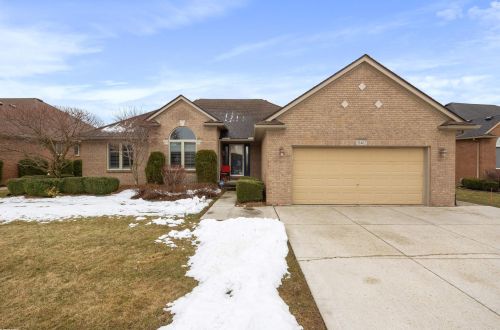 21462 Marina Cir, Macomb Township MI  48044-1323 exterior