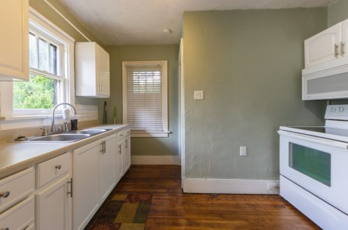 205 Maple St, Kalamazoo MI 49001-2814 exterior