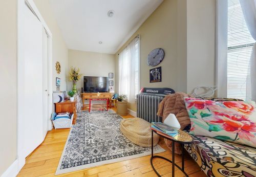 1922 Wilson Ave, Chicago IL 60625-3760 exterior