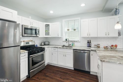 3625 Fairmount Ave, Philadelphia PA 19130-2836 exterior