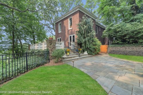 50 Hooper Ave, Atlantic Highlands NJ  07716-1537 exterior