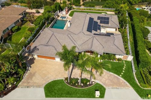 1347 Dana Pl, Fullerton CA  92831-1108 exterior