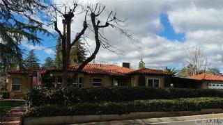 286 Hermosa Dr, Bakersfield CA  93305-1329 exterior