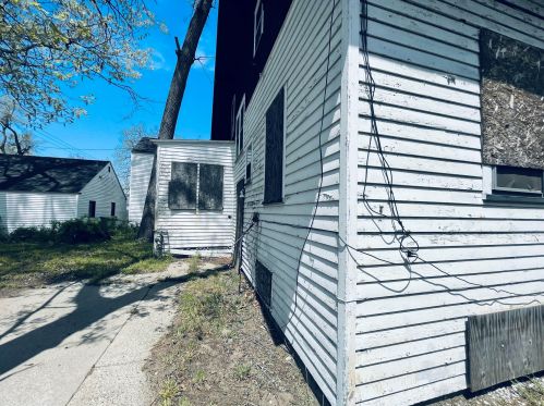 2137 Maffett St, Meskegon, MI 49444-1111