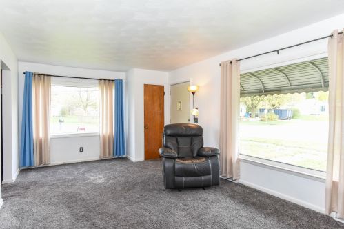 1901 Junction Ave, Kalamazoo MI  49048-1622 exterior