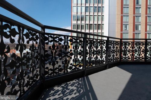 810 O St, Washington DC  20001-4212 exterior