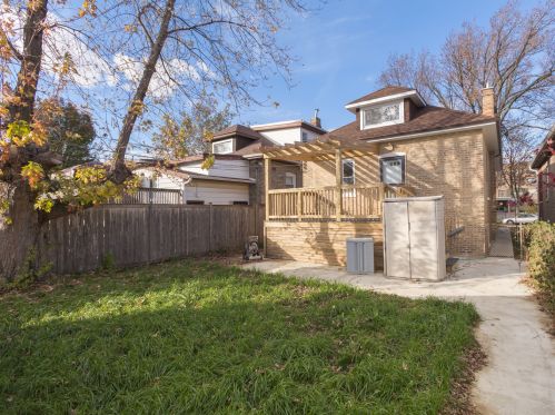 7019 Wolfram St, Chicago IL  60634-4739 exterior