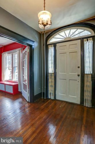 48 Cottage Ave, Lancaster PA  17602-3212 exterior