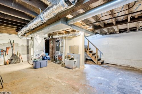 55 Laramie Rd, Plainfield NJ 07060-2951 exterior