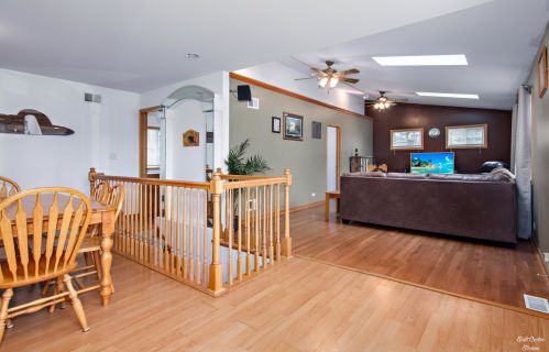 3711 Wonder Lk Rd, Bull Valley IL 60097-9081 exterior