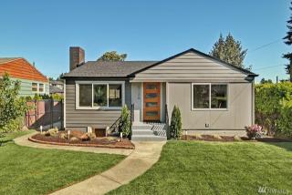 5126 Findlay St, Seattle WA  98118-2559 exterior