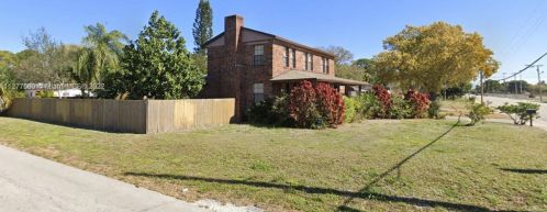 2810 Delaware Ave, Fort Pierce, FL 34947-3608