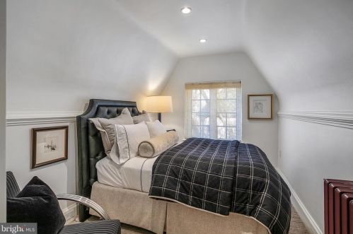 2446 Kalorama Rd, Washington DC 20008-1625 exterior