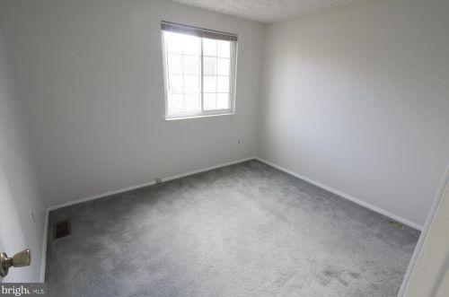 7800 Havenside Ter, Rockville MD 20855-2261 exterior