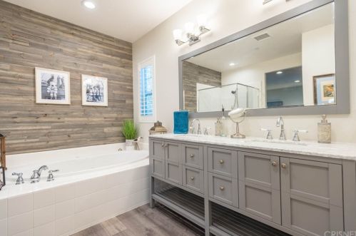 4134 Galapagos Way, Oxnard CA 93035-1432 exterior