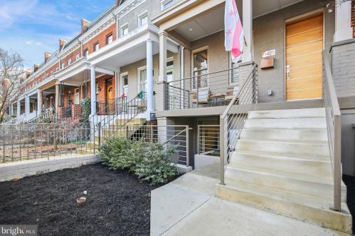 1425 A St, Washington DC  20003-1524 exterior