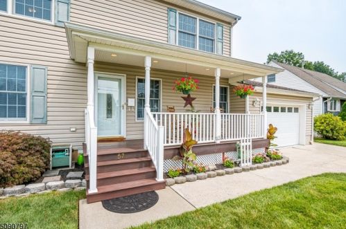 57 Francis St, Iselin NJ 08830-1121 exterior