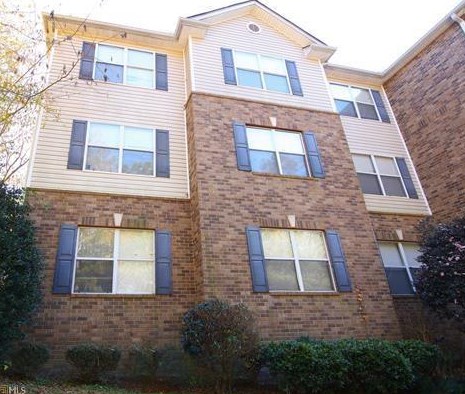 4303 Par 3 Way, Lithonia GA 30038-1817 exterior