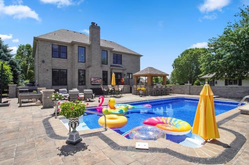 25710 Equestrian Ln, Joliet IL 60404-6029 exterior