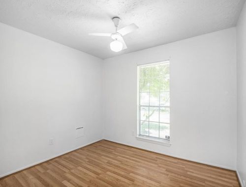 8222 Frst Pt Dr, Humble TX 77338-2121 exterior