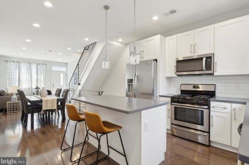 2624 Collins St, Philadelphia PA 19134-3709 exterior