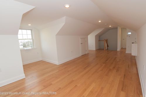 382 Western Ave, Point Pleasant Beach NJ exterior