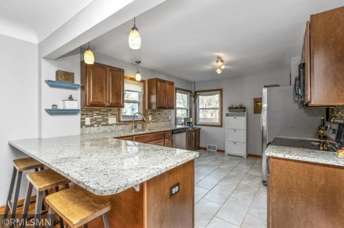 1244 Dl St, Saint Paul MN 55113-3503 exterior