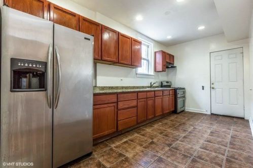 6214 Champlain Ave, Chicago, IL 60637-2524