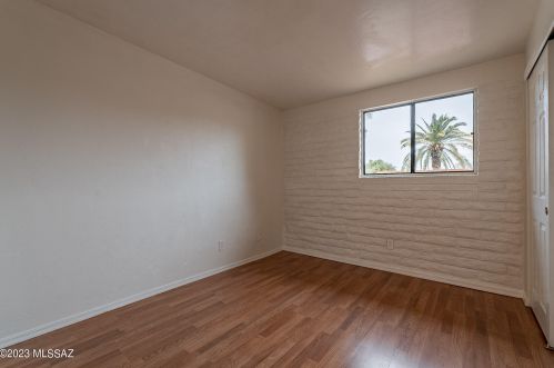 8424 23rd St, Tucson AZ  85710-6502 exterior