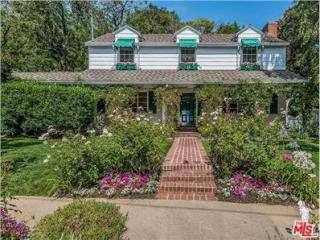 480 Bundy Dr, Los Angeles CA  90049-1511 exterior