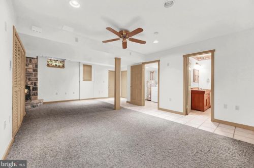 1739 Conard Rd, Lancaster PA 17602-1302 exterior